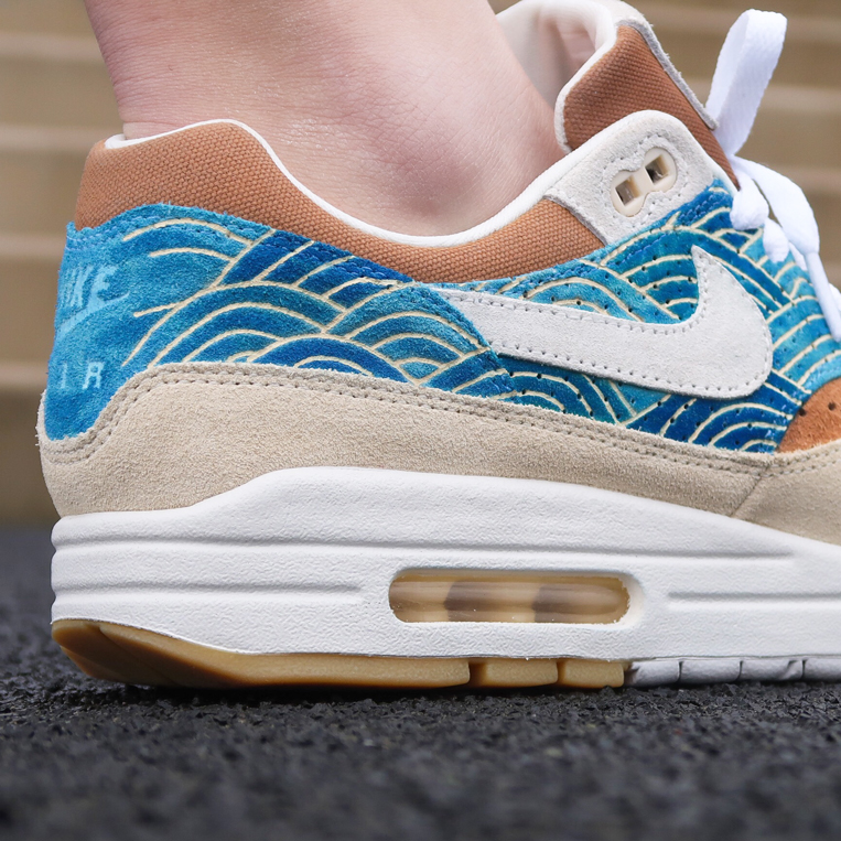 airmax 1 the wave