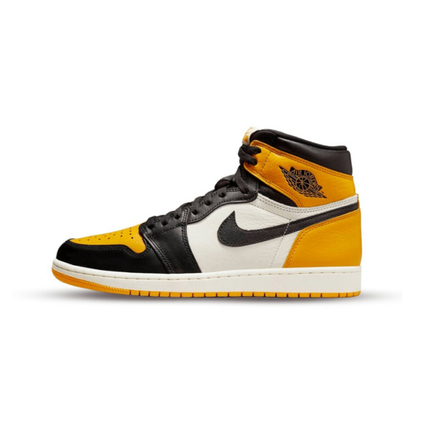 Zijaanzicht van de Air Jordan 1 Retro High OG Taxi in geel, zwart en wit leer.